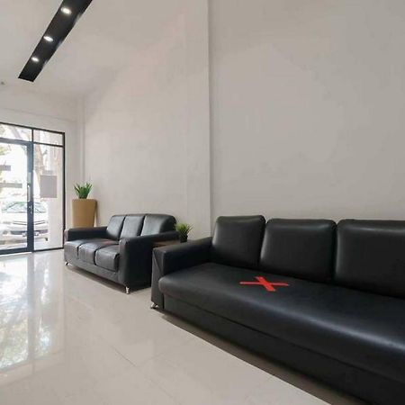 Jotel Guest House Mitra Reddoorz Pulauberayan Экстерьер фото