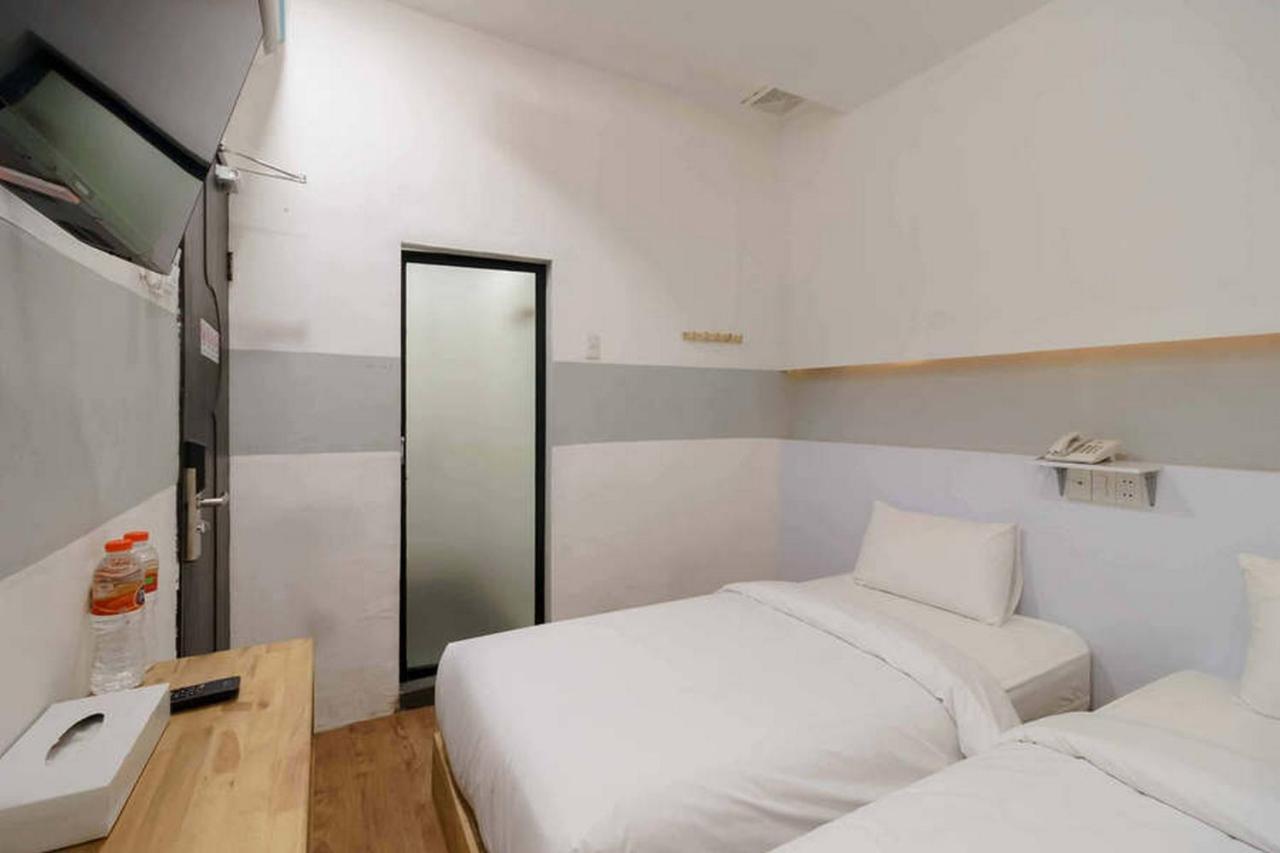 Jotel Guest House Mitra Reddoorz Pulauberayan Экстерьер фото